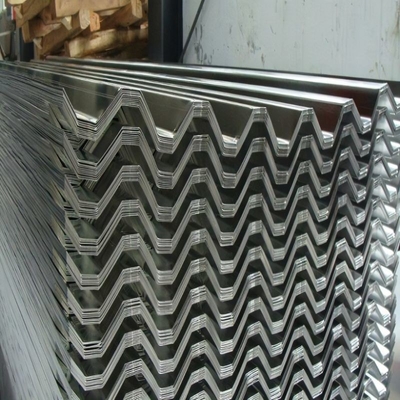 پانل دیواری ورق های راه راه فولاد گالوانیزه DC51D 1250 * 2500 میلی متر ضخامت 1 میلی متر