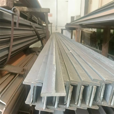 آلیاژ فولاد T-bar 15CrMo 300 * 300 * 12mm گرم رول 6 متر یا 12 متر طول سیاه رنگ