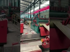 صفحه فولاد کربن که در حال تبدیل شدن به یک کویل مادر است