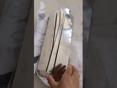 نمایش ورق های کوچک فولاد ضد زنگ